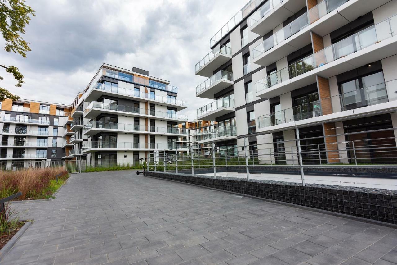 Novum Apartment With Parking Cracovia Exterior foto