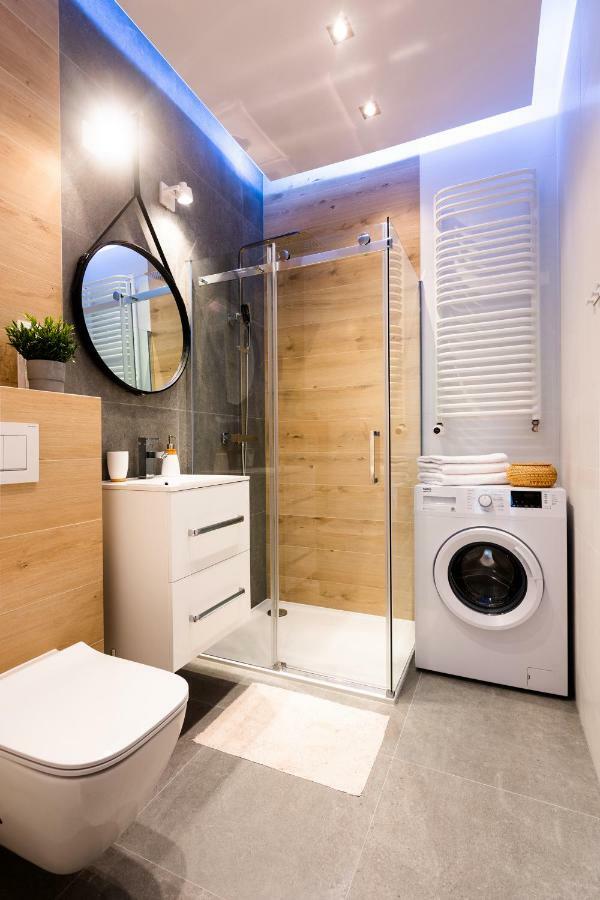 Novum Apartment With Parking Cracovia Exterior foto